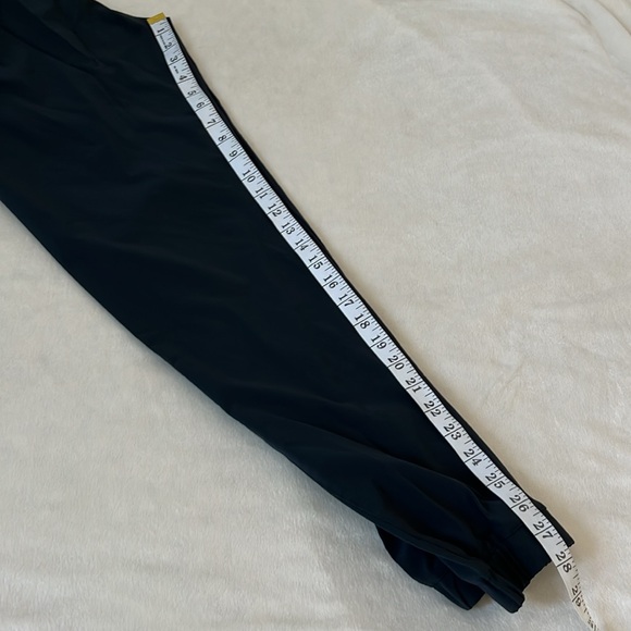 Champion Lightweight Joggers Size Medium - Picture 6 of 7